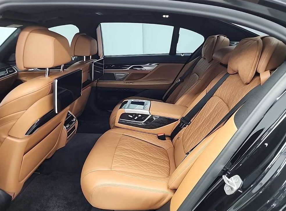 BMW 7시리즈 745Le sDrive M 스포츠 사진 12