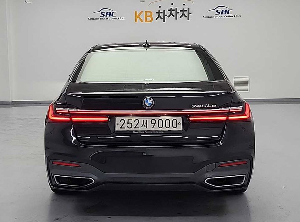 BMW 7시리즈 745Le sDrive M 스포츠 사진 3