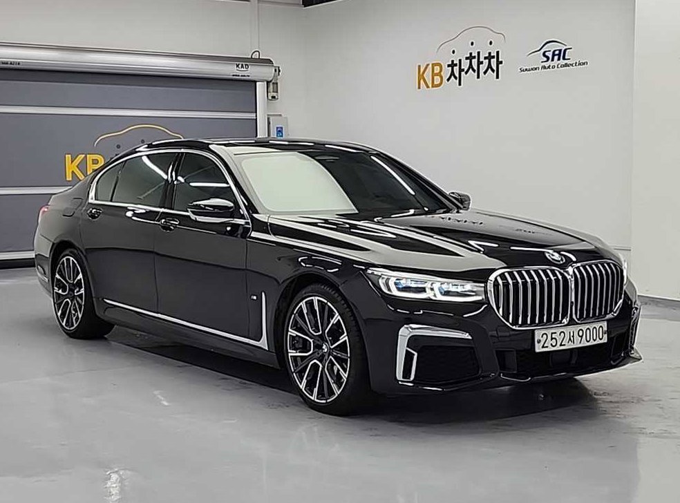 BMW 7시리즈 745Le sDrive M 스포츠 사진 4