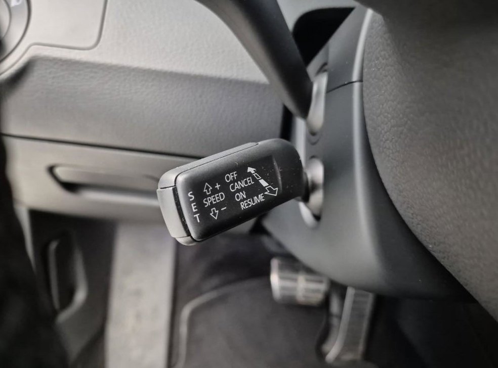 폭스바겐 CC 2.0 TSI 사진 16