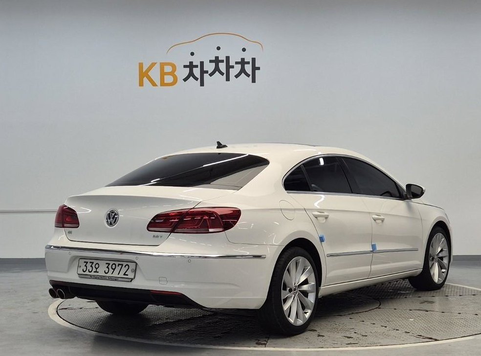 폭스바겐 CC 2.0 TSI 사진 3