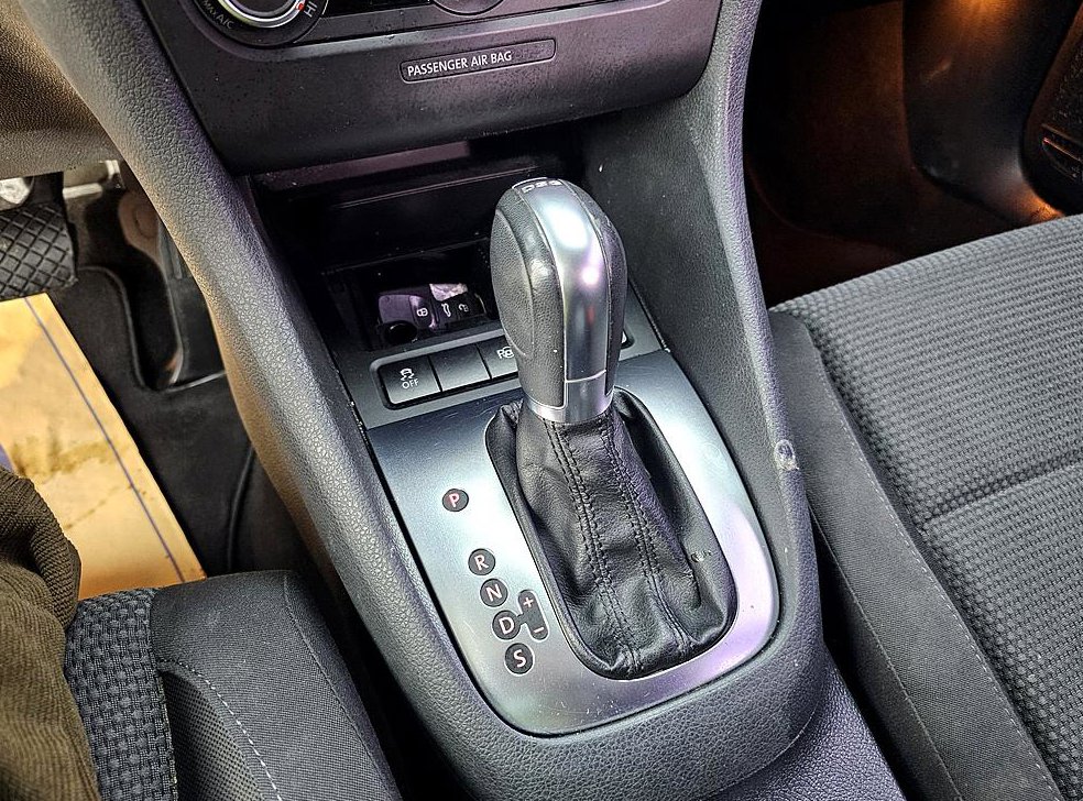 폭스바겐 골프 1.6 TDI 블루모션 스타일에디션 사진 15