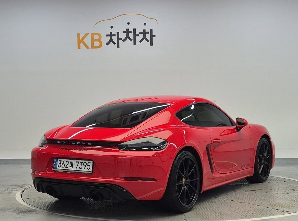 포르쉐 718 4.0 GTS 사진 3