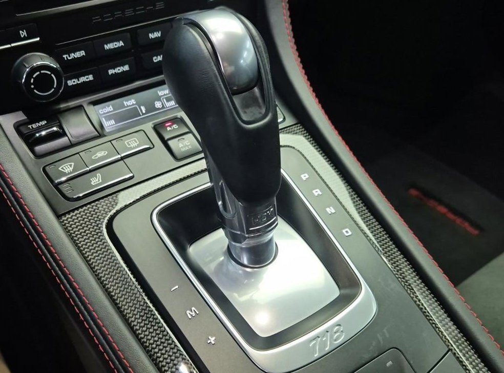 포르쉐 718 4.0 GTS 사진 8