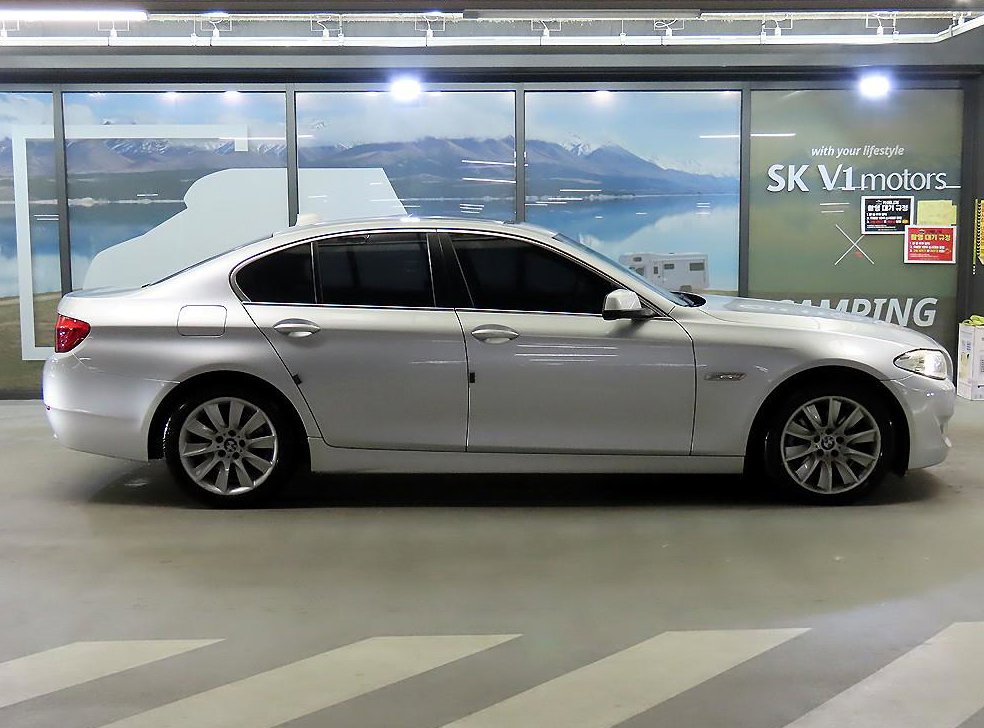 BMW 5시리즈 528i xDrive 사진 3