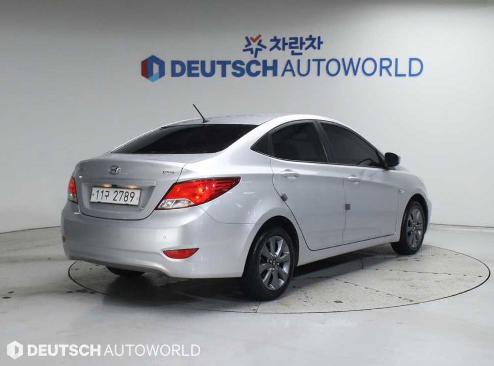 현대 엑센트 1.4VVT 스마트 사진 2