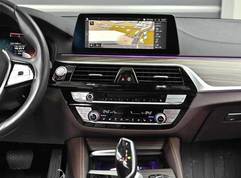 BMW 5시리즈 520d 럭셔리 플러스 사진 14