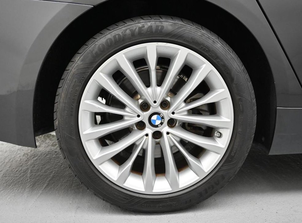 BMW 5시리즈 520d 럭셔리 플러스 사진 5
