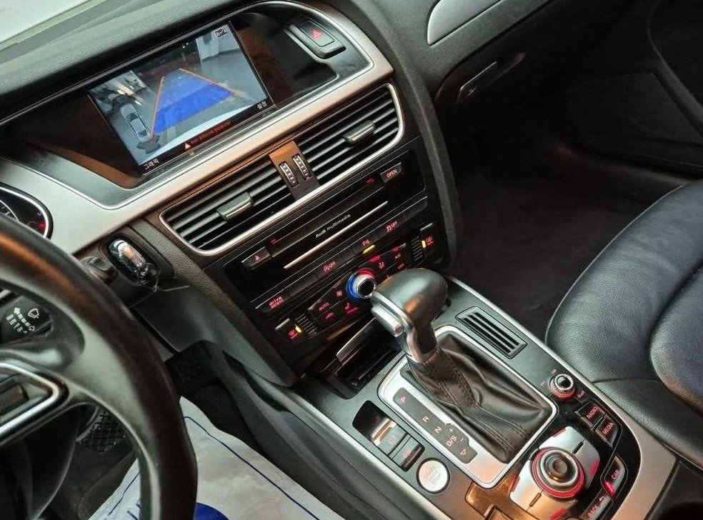 아우디 A4 35 TDI 콰트로 사진 10