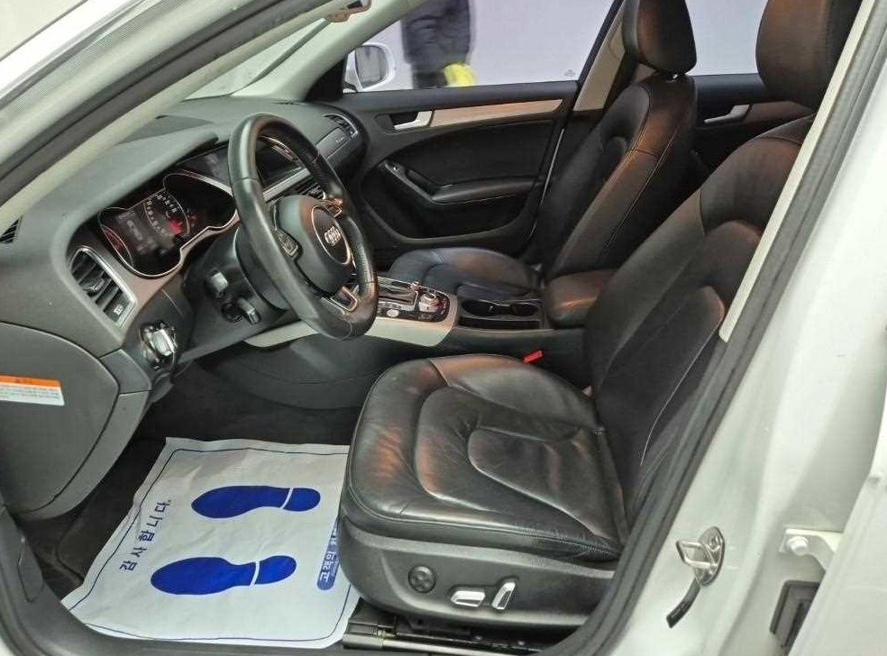 아우디 A4 35 TDI 콰트로 사진 11