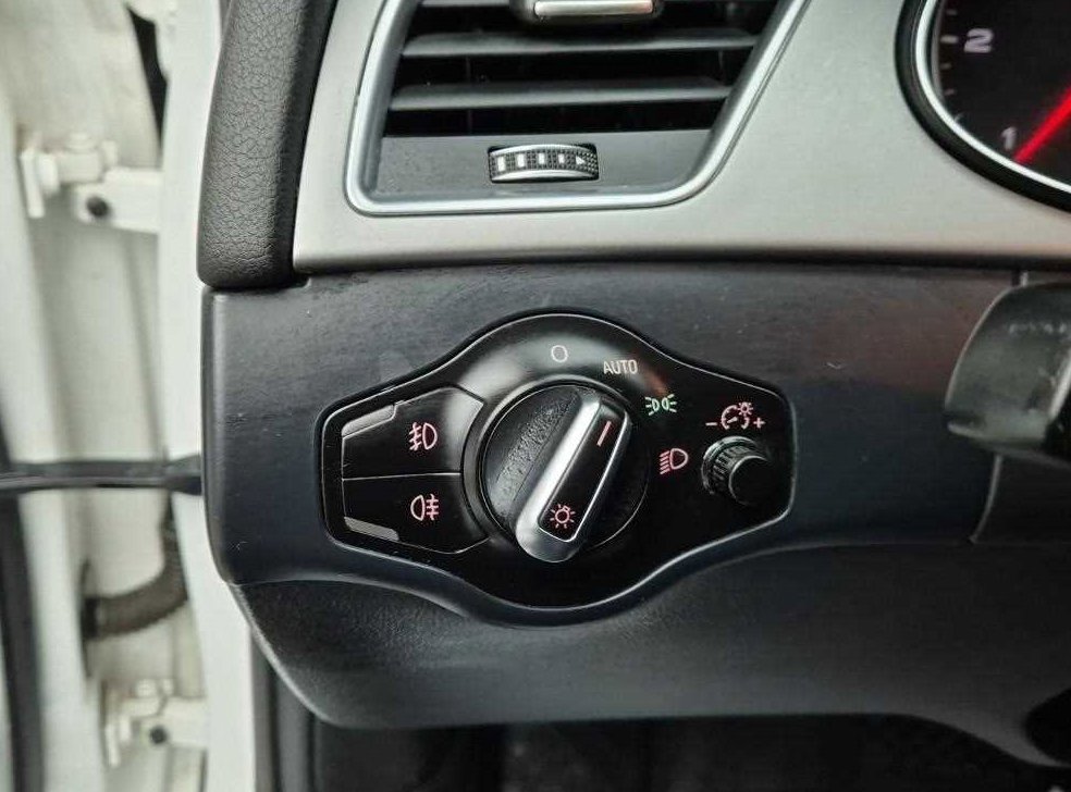 아우디 A4 35 TDI 콰트로 사진 18