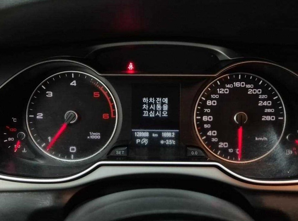 아우디 A4 35 TDI 콰트로 사진 6