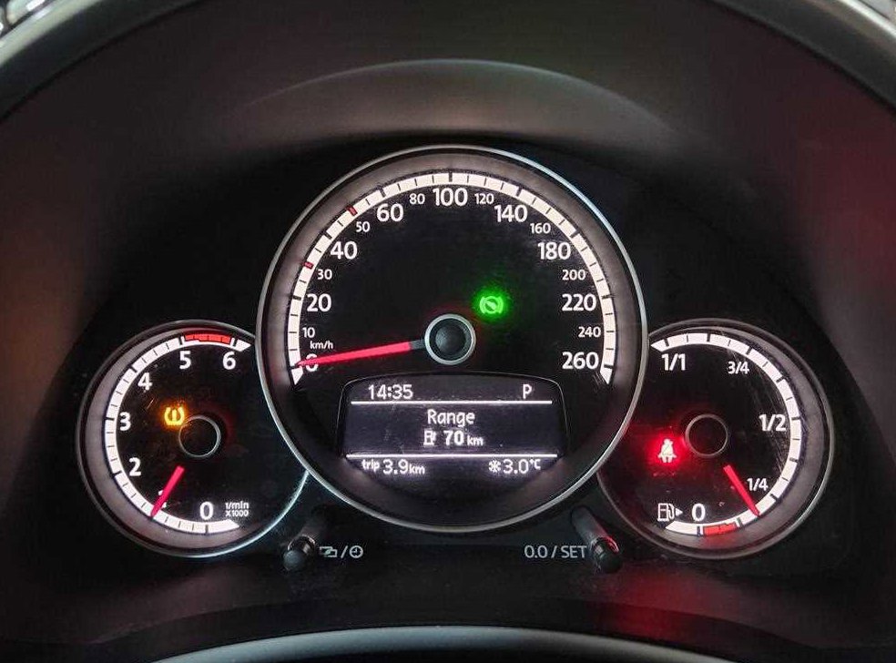 폭스바겐 비틀 2.0 TDI 프리미엄 사진 12