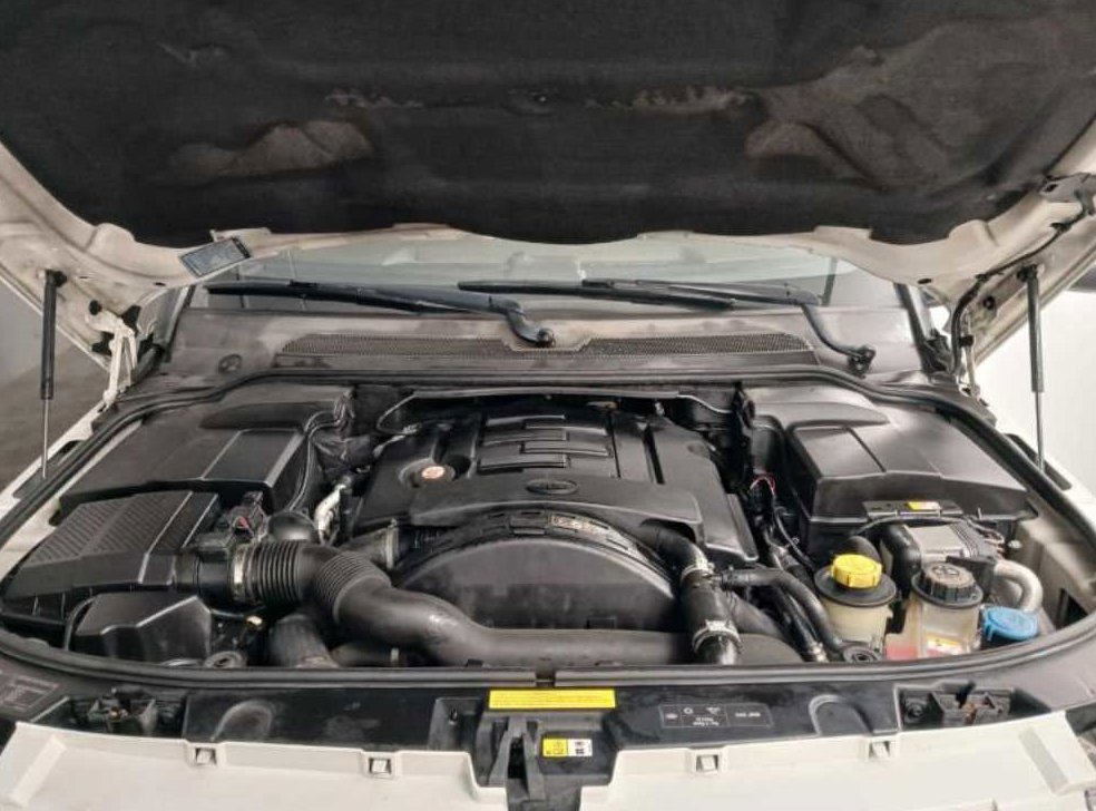 랜드로버 디스커버리 3.0 SDV6 SE 사진 19