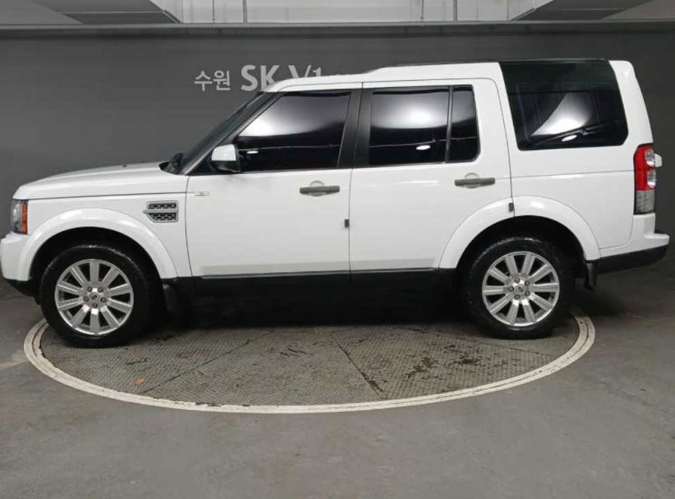랜드로버 디스커버리 3.0 SDV6 SE 사진 4