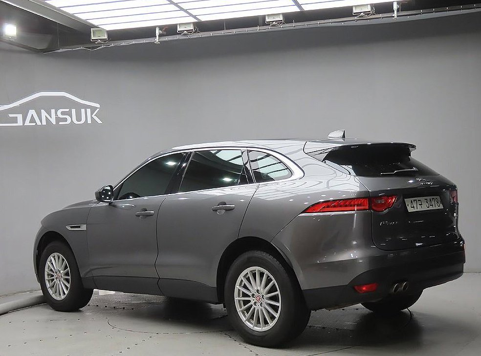 재규어 F-PACE 20d 프레스티지 사진 3