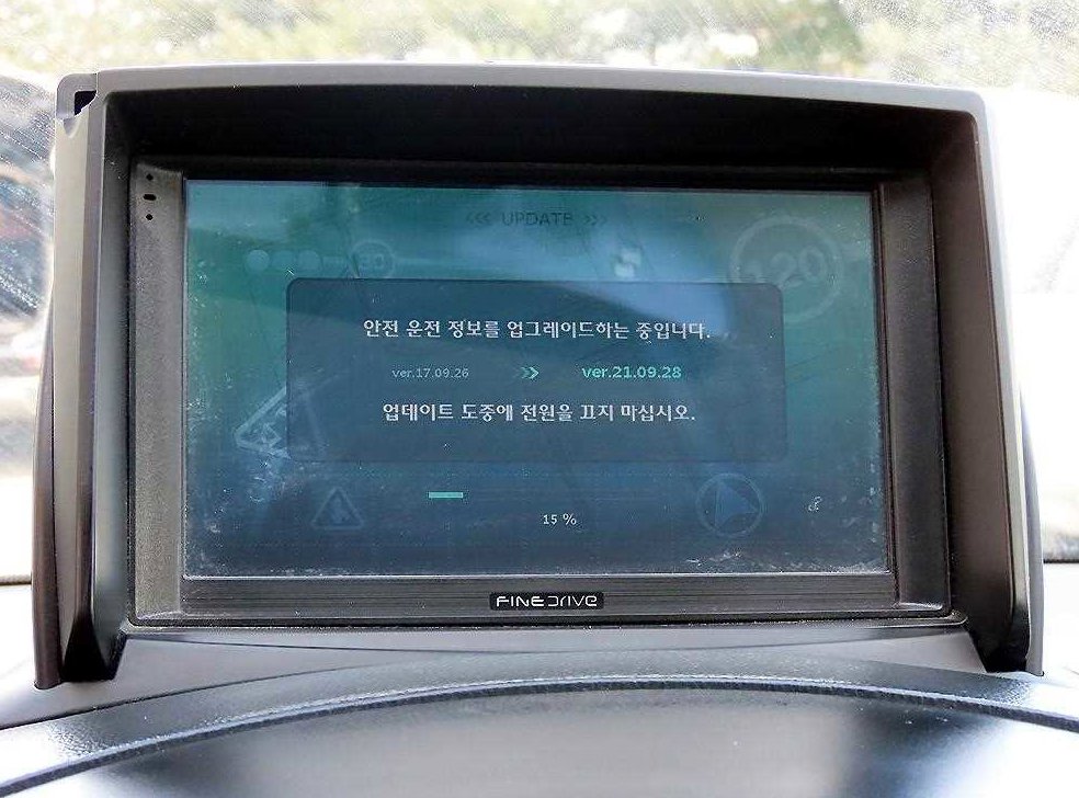현대 스타렉스 15인승 어린이 버스 사진 15
