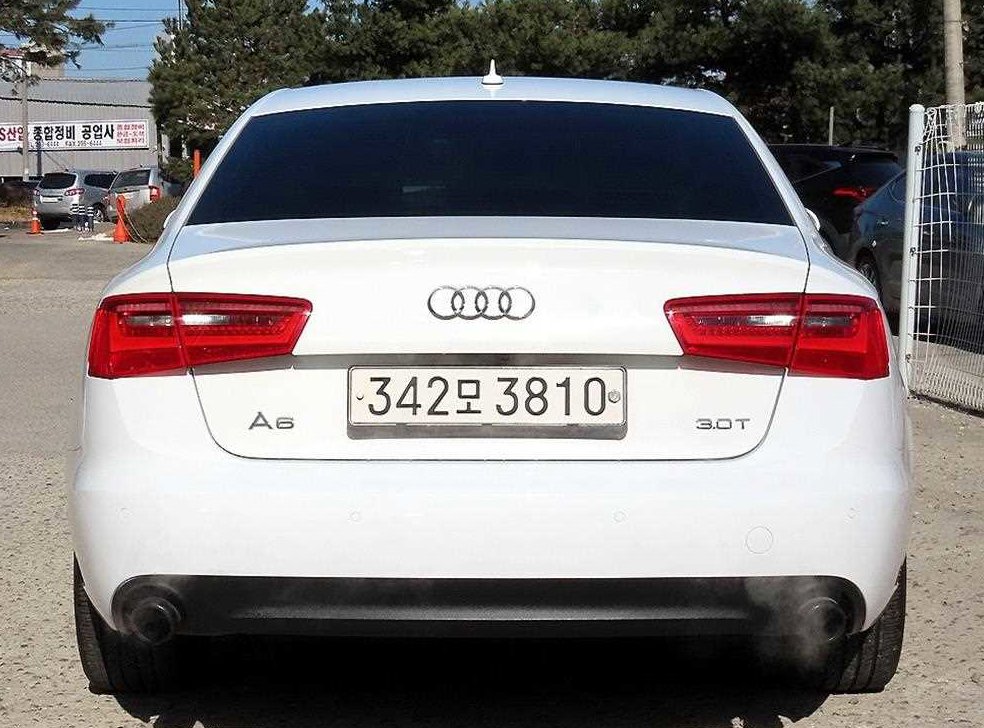 아우디 A6 3.0 TFSI 콰트로 사진 4