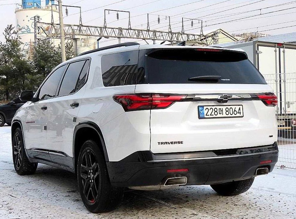 쉐보레 트래버스 3.6 AWD 레드라인 사진 3