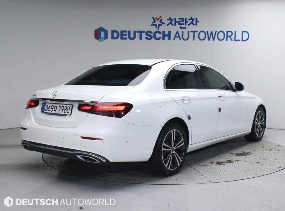 벤츠 E 클래스 E250 아방가르드 사진 2