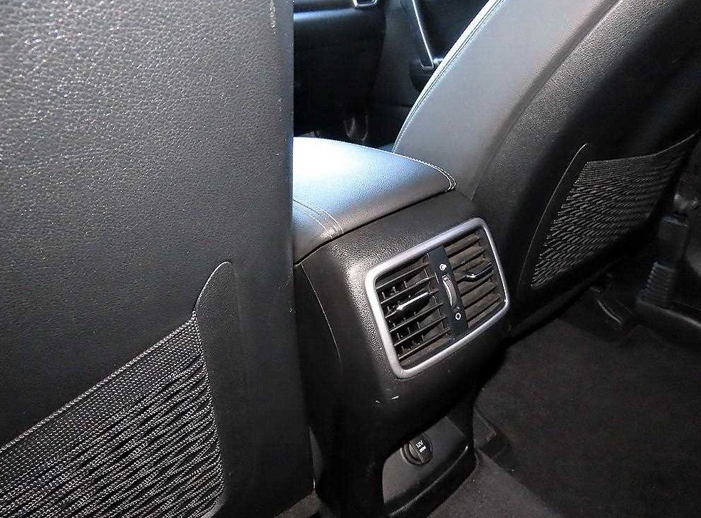 기아 스포티지 2.0 디젤 2WD 사진 17