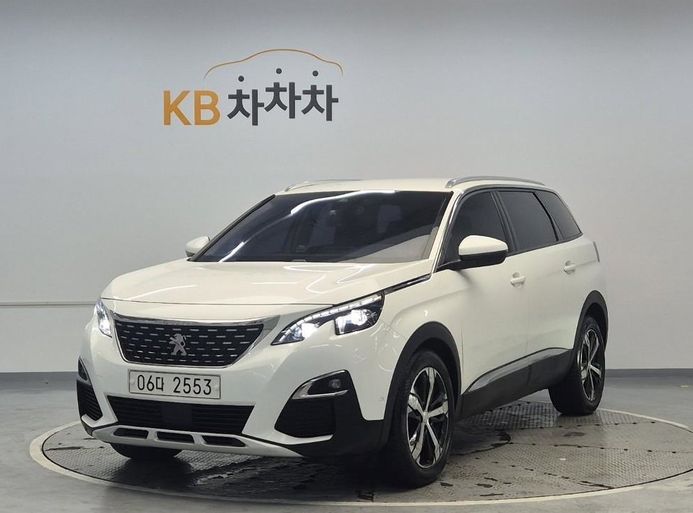 푸조 5008 1.6 BlueHDi 알뤼르