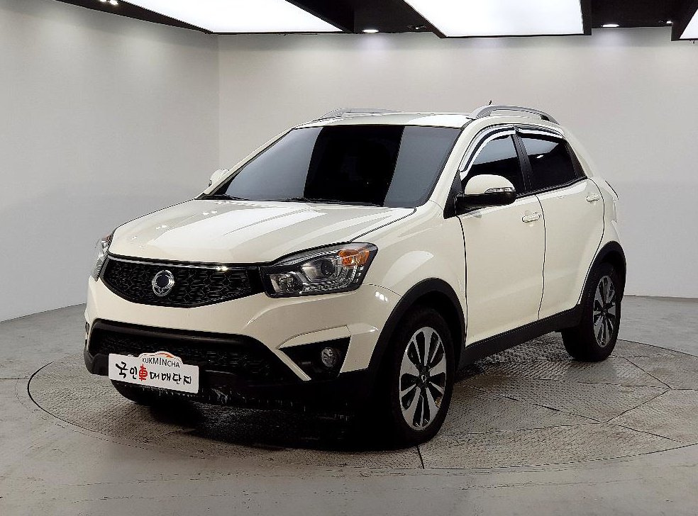 KG모빌리티(쌍용)  코란도 2WD 2.0 어드벤처