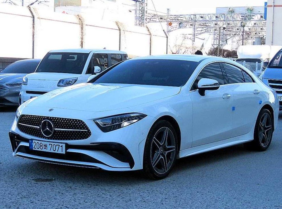 벤츠 CLS 클래스 CLS 300d 4MATIC 사진 2