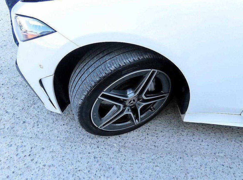 벤츠 CLS 클래스 CLS 300d 4MATIC 사진 20