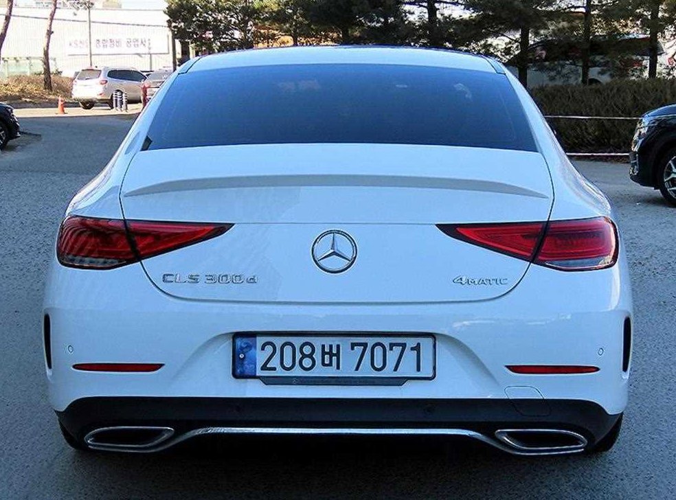 벤츠 CLS 클래스 CLS 300d 4MATIC 사진 4