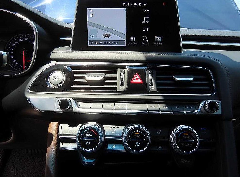 제네시스 G70 2.2D AWD 사진 13