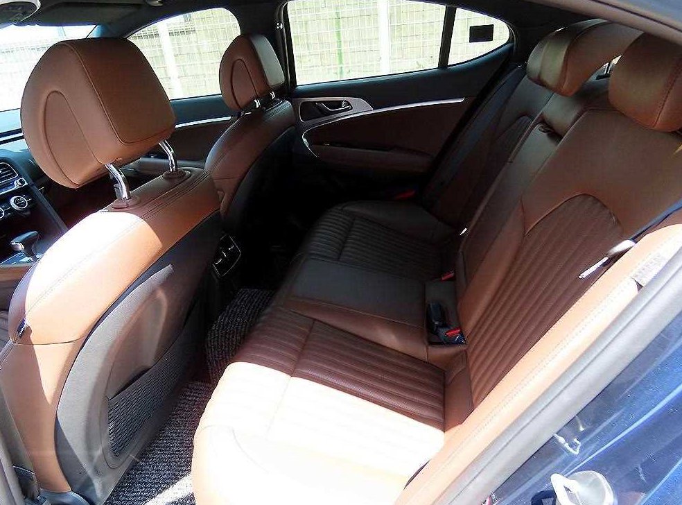 제네시스 G70 2.2D AWD 사진 6