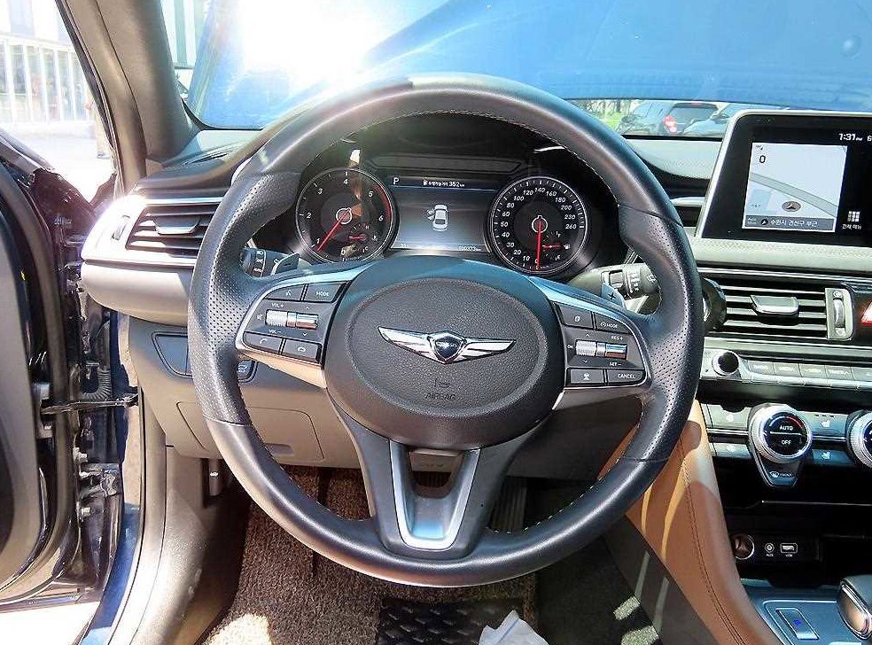 제네시스 G70 2.2D AWD 사진 8