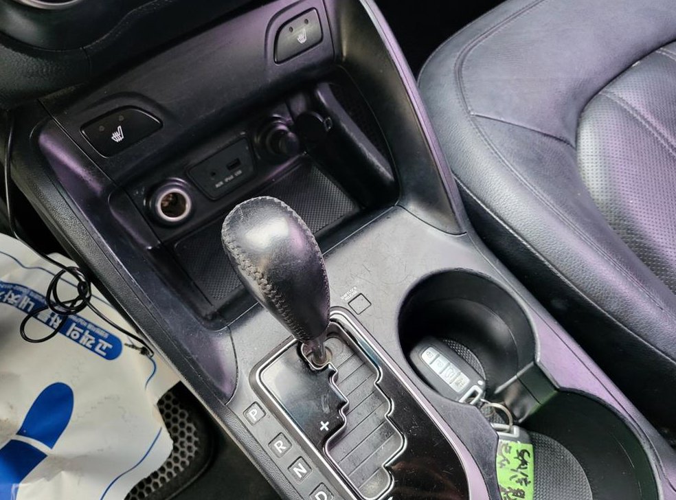 현대 투싼 4WD VGT LX20 사진 11