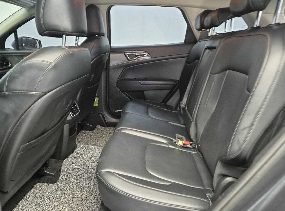 기아 스포티지 1.6 가솔린 2WD 사진 12