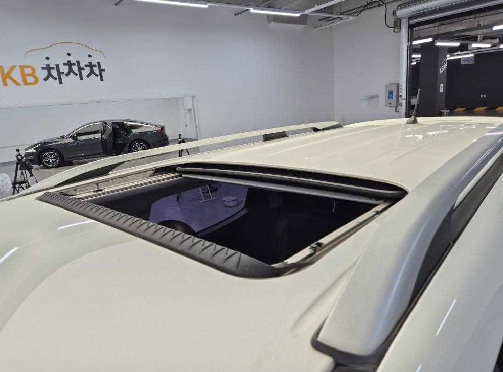 KG모빌리티(쌍용)  티볼리 2WD 가솔린 1.6 RX 사진 13