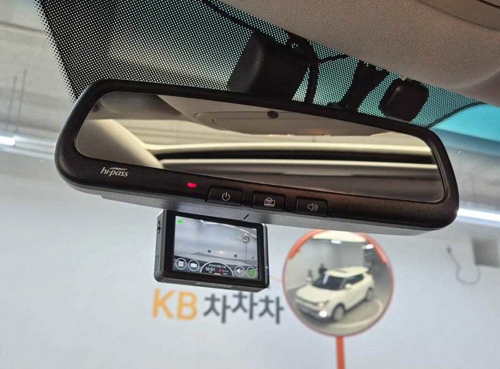 KG모빌리티(쌍용)  티볼리 2WD 가솔린 1.6 RX 사진 16