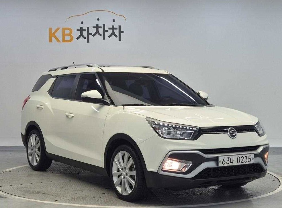 KG모빌리티(쌍용)  티볼리 2WD 가솔린 1.6 RX 사진 4