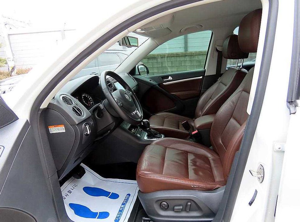 폭스바겐 티구안 2.0 TDI 컴포트 사진 5