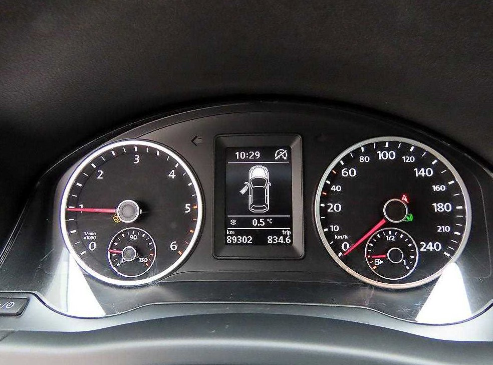 폭스바겐 티구안 2.0 TDI 컴포트 사진 9