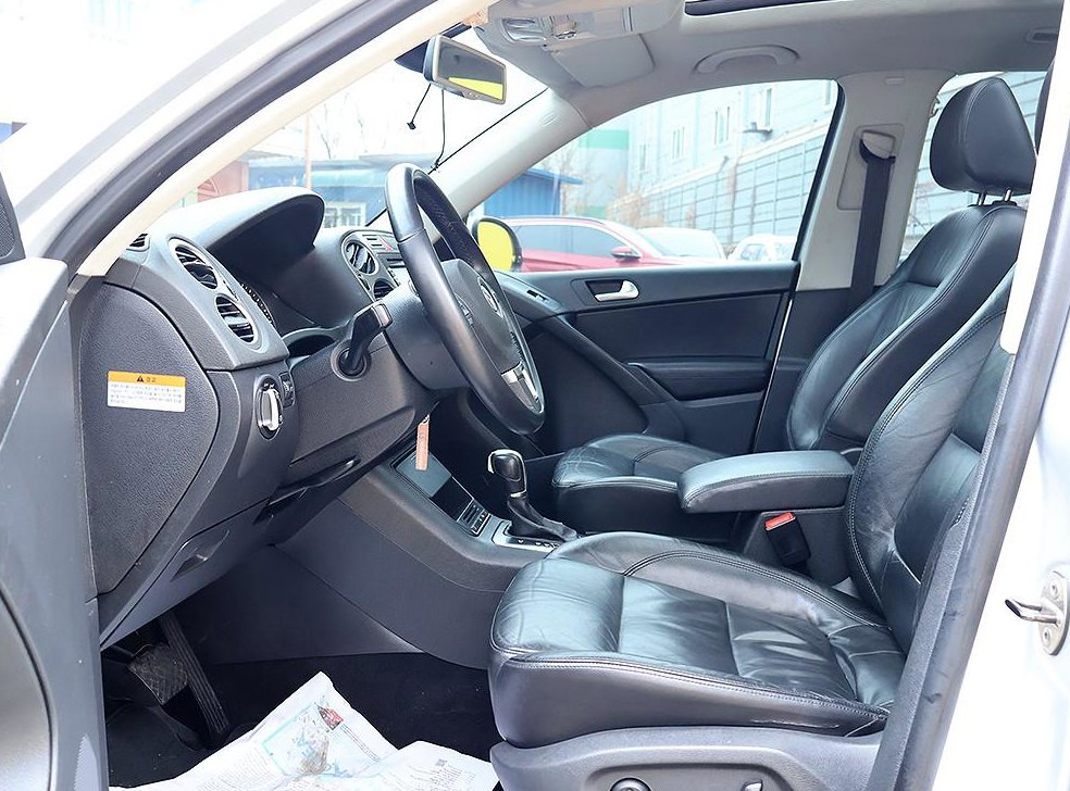 폭스바겐 티구안 2.0 TDI 사진 10
