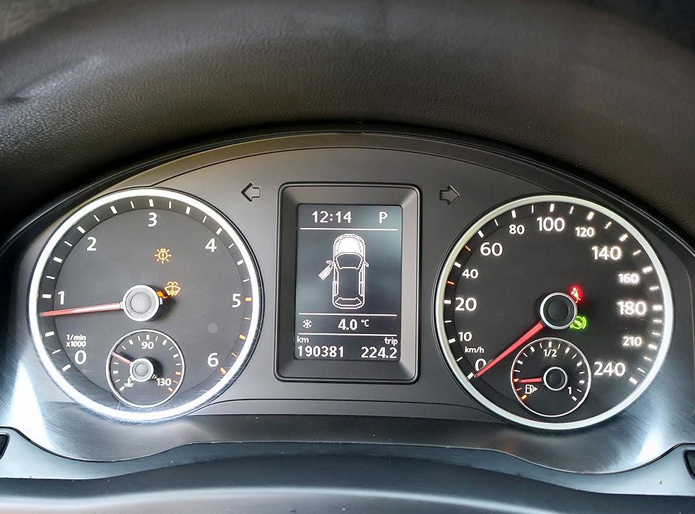 폭스바겐 티구안 2.0 TDI 사진 6