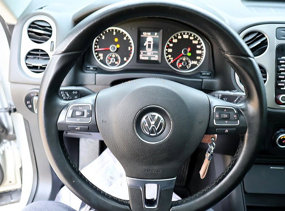 폭스바겐 티구안 2.0 TDI 사진 8