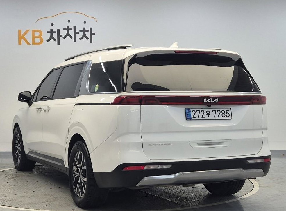 기아 카니발 디젤 9인승 노블레스 사진 2