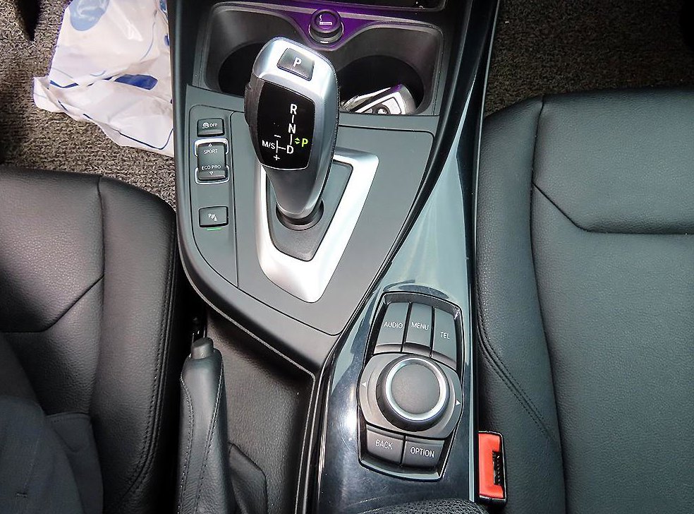 BMW 1시리즈 118d 어반 사진 10