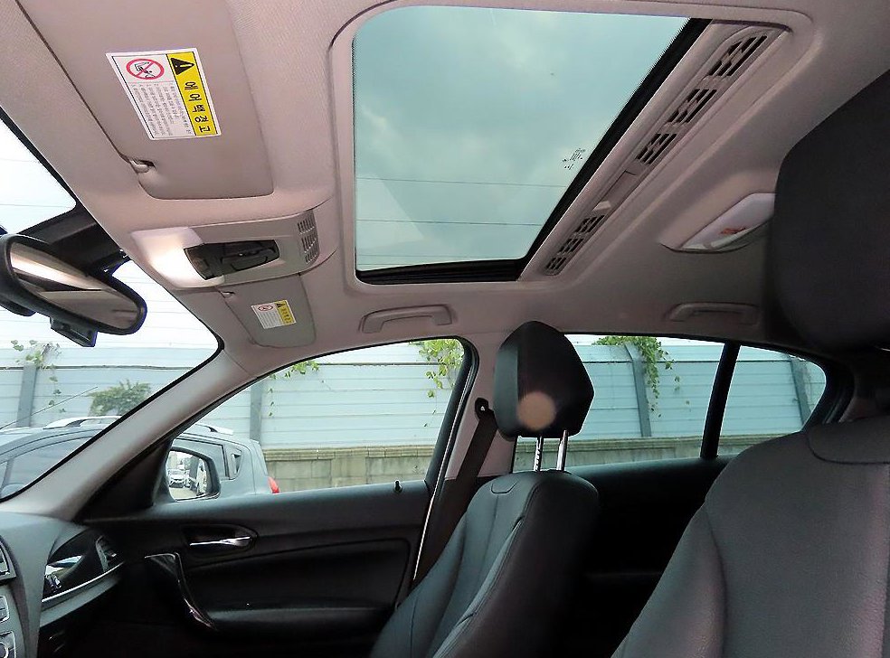 BMW 1시리즈 118d 어반 사진 15