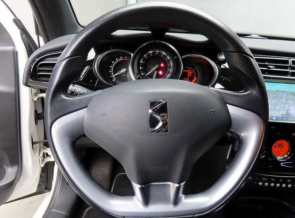 시트로엥 DS3 1.6 VTI 소 시크 사진 9
