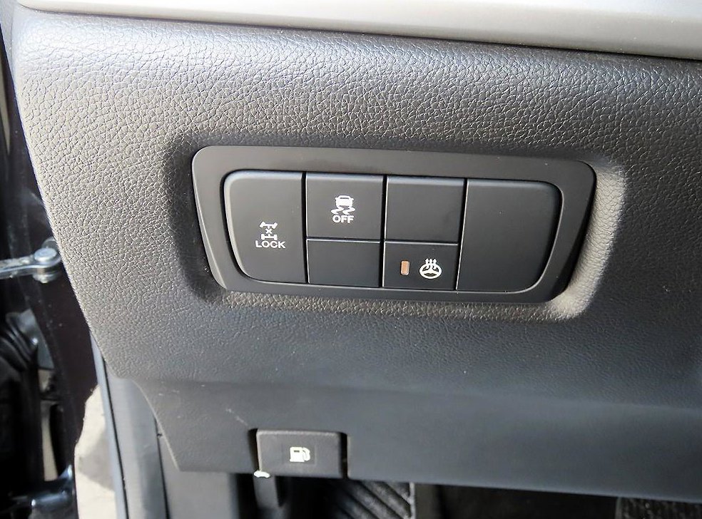 KG모빌리티(쌍용)  코란도 2WD 2.0 CVT 사진 12