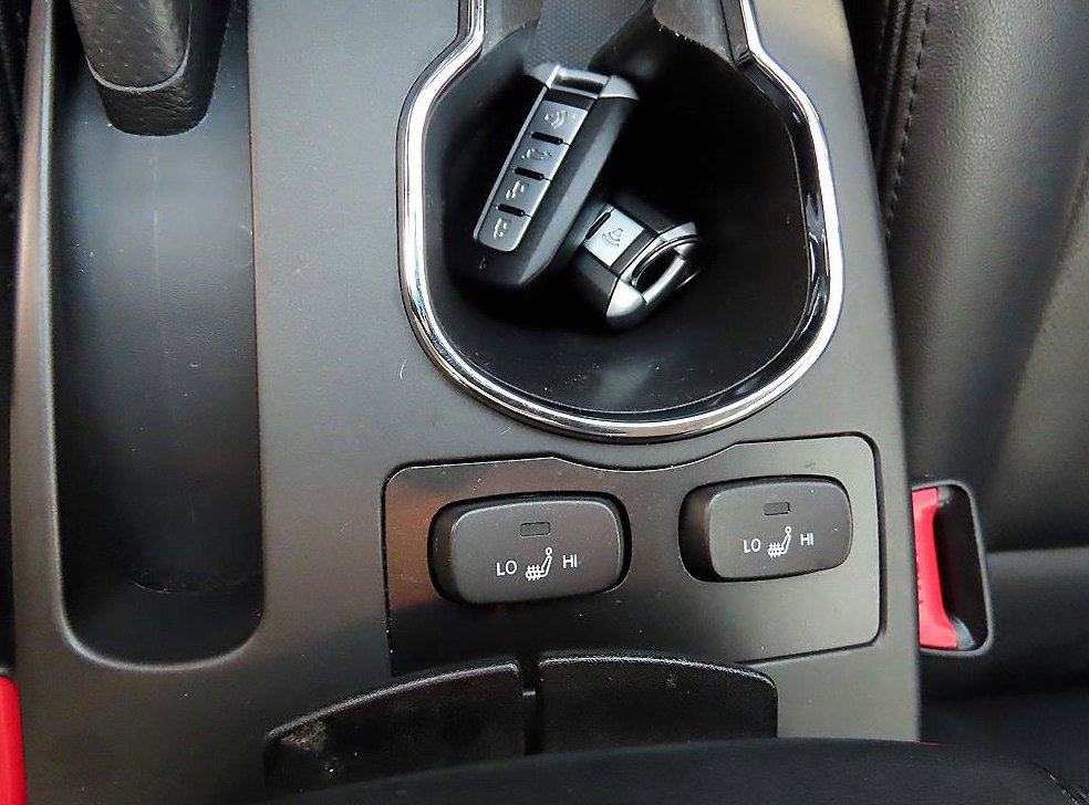KG모빌리티(쌍용)  코란도 2WD 2.0 CVT 사진 13