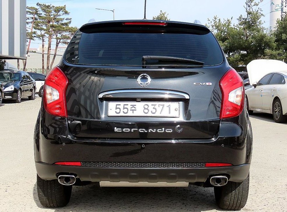KG모빌리티(쌍용)  코란도 2WD 2.0 CVT 사진 4